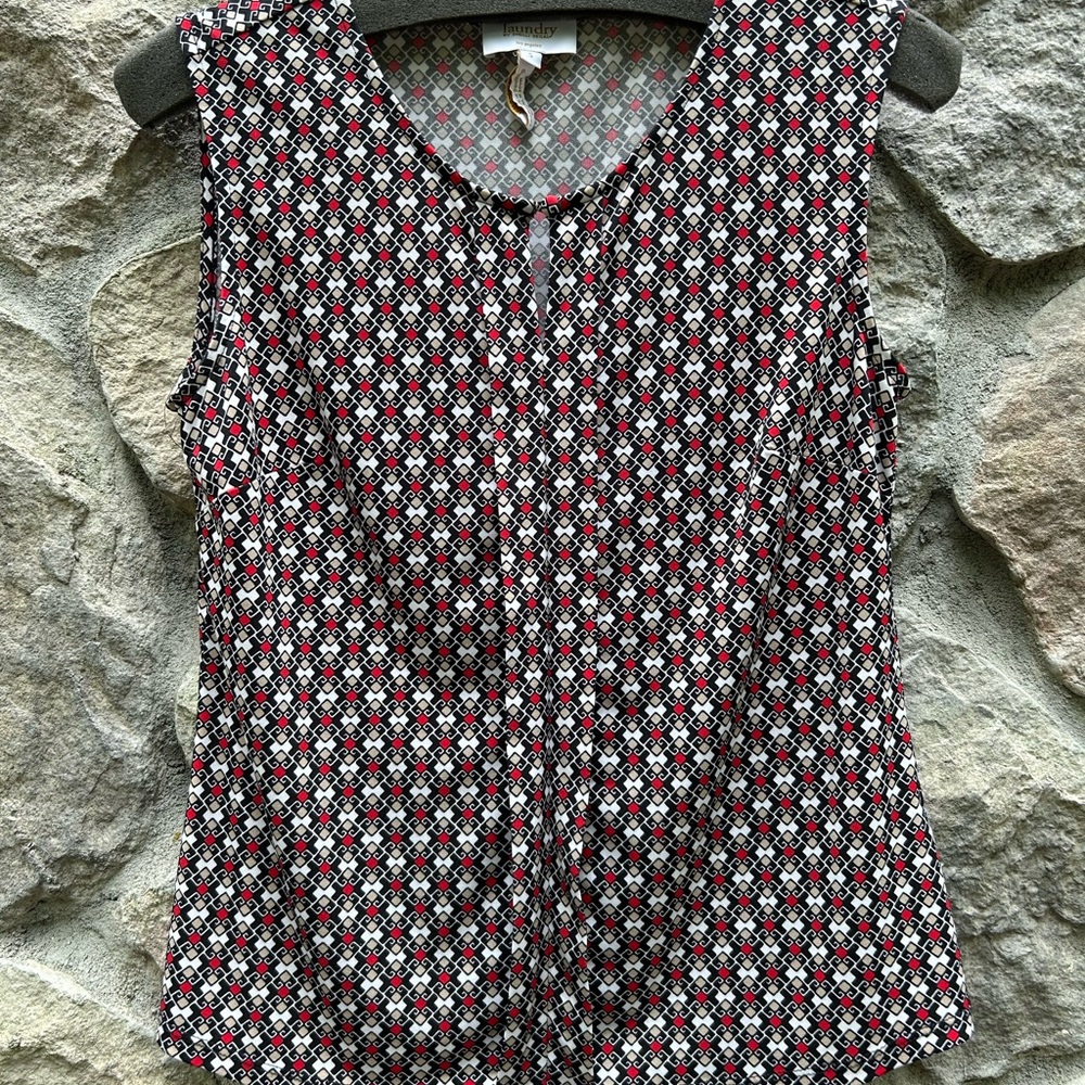 Laundry by Shelli Segal.- Size Small  Sleevveless Blouse